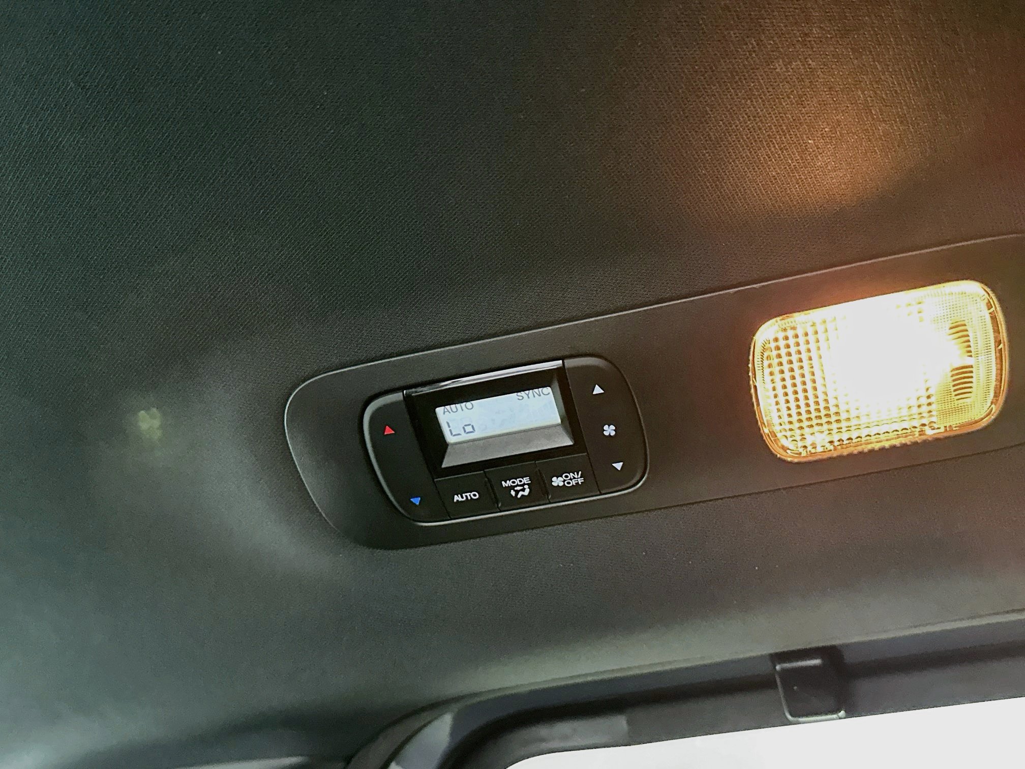 Used 2025 Honda Odyssey Sport-L image 28