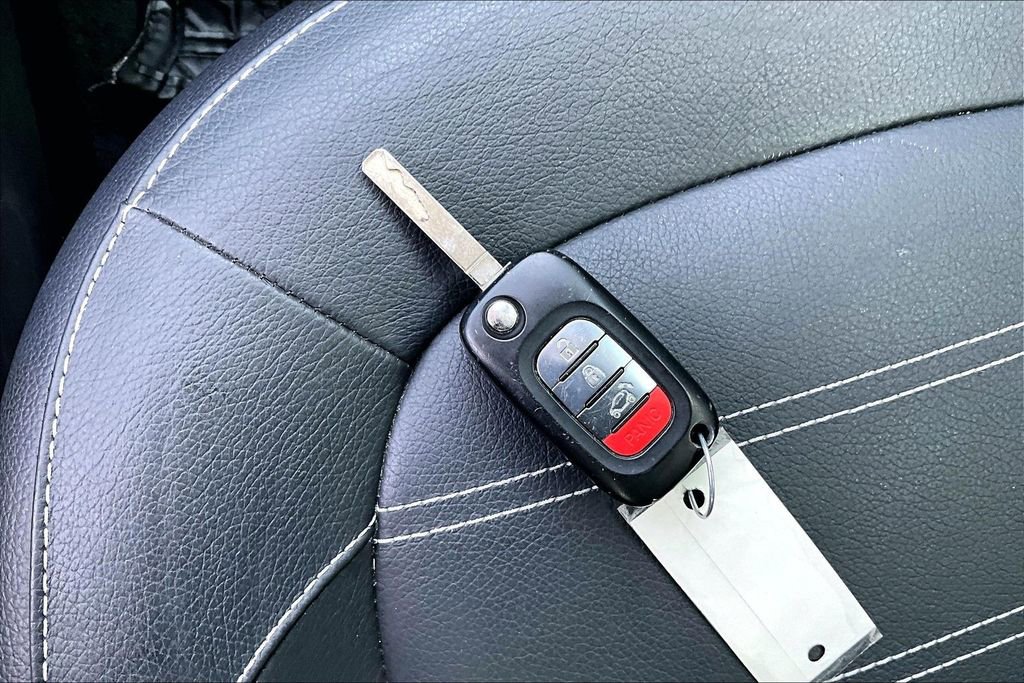 Used 2018 smart fortwo electric drive image 11