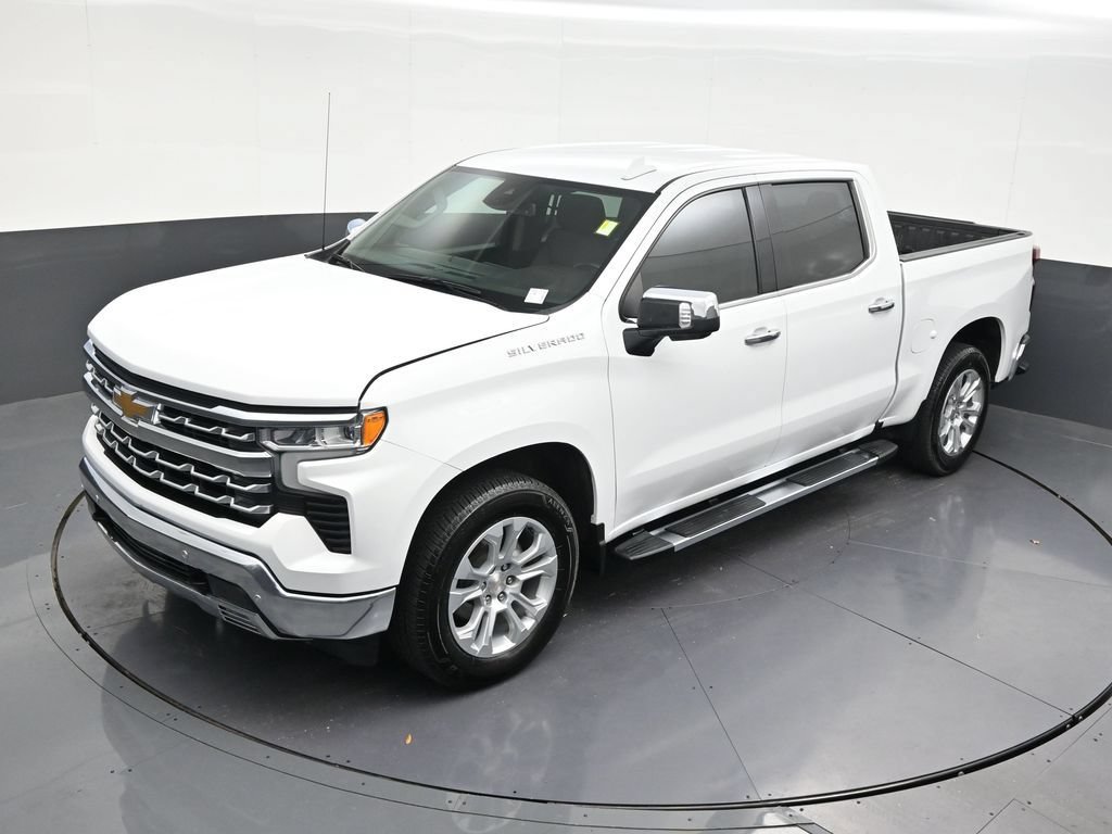 Used 2025 Chevrolet Silverado 1500 LTZ RWD image 16