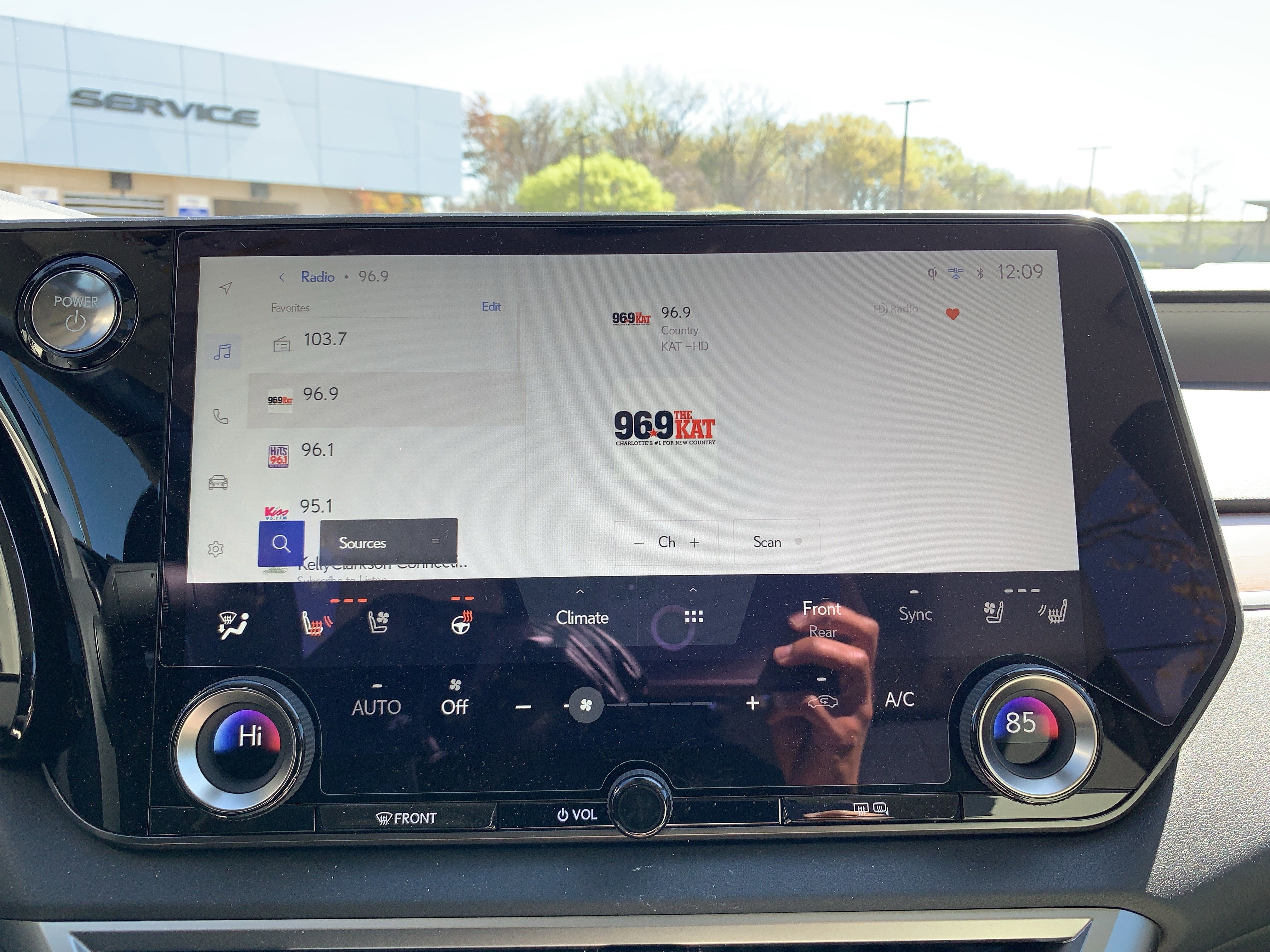 Used 2025 Lexus RX 450h 450h+ Luxury w/ Convenience Package image 23