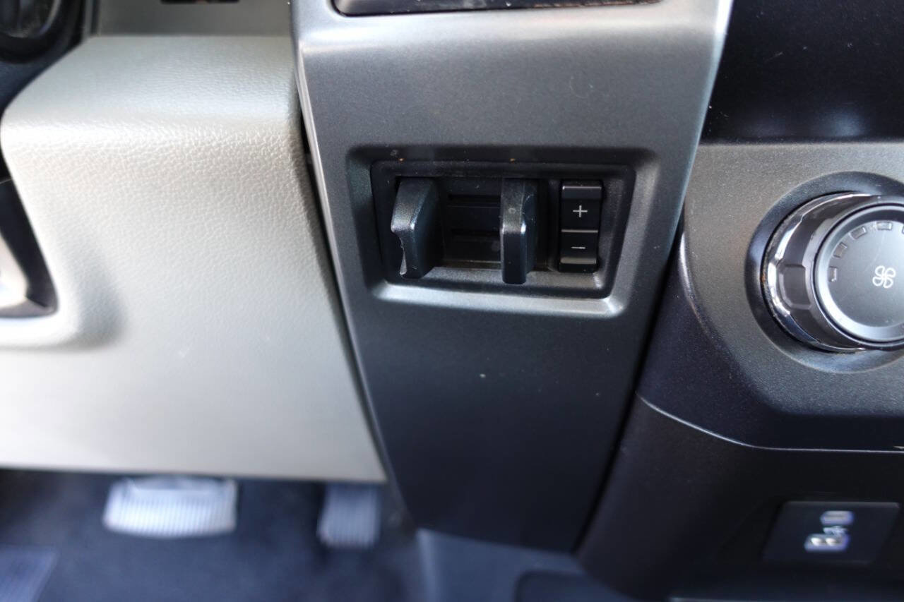 Used 2022 Ford F350 XLT w/ XLT Value Package image 46