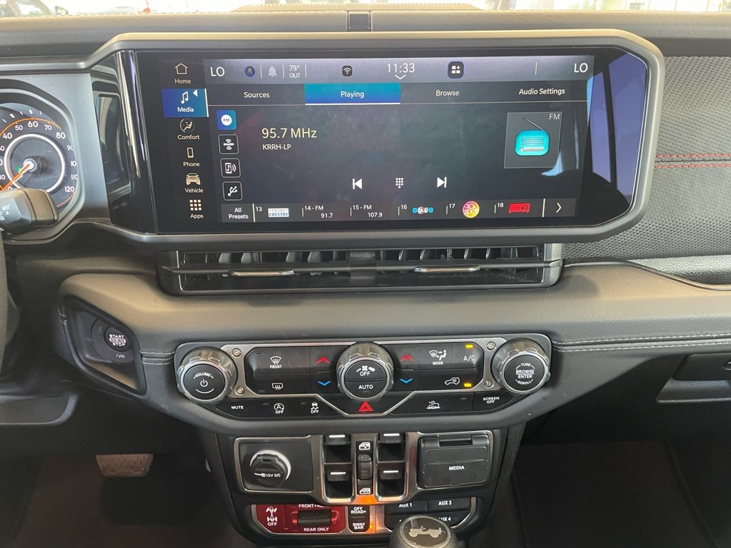 Used 2025 Jeep Wrangler Unlimited Rubicon image 15