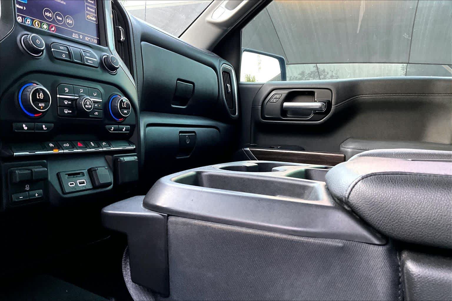 Used 2019 Chevrolet Silverado 1500 LT w/ Texas Edition RWD image 17