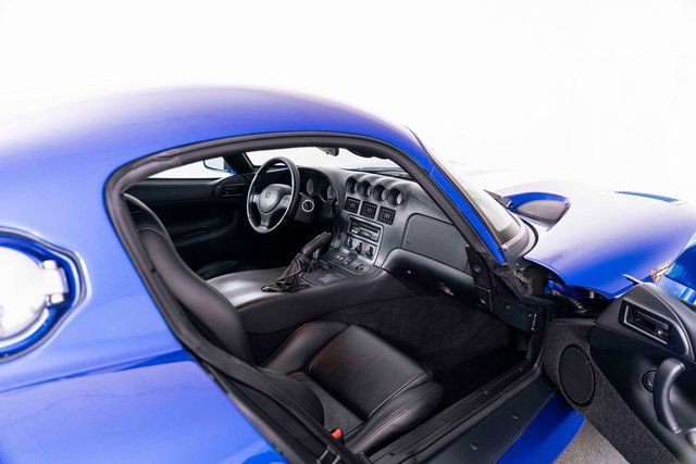 Used 1996 Dodge Viper GTS RWD image 24