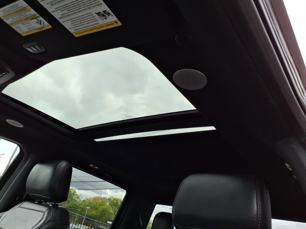 Certified 2023 Ford F150 Raptor w/ Raptor Carbon Fiber Package AWD/4WD image 15