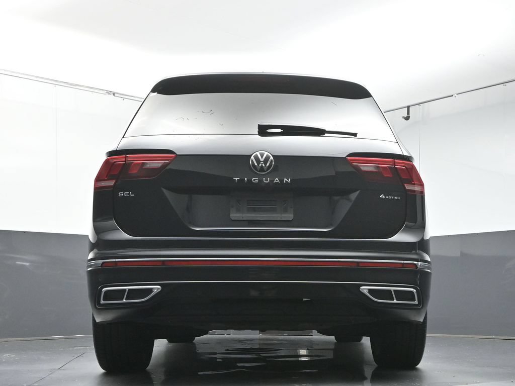 Used 2024 Volkswagen Tiguan SEL R-Line AWD/4WD image 32