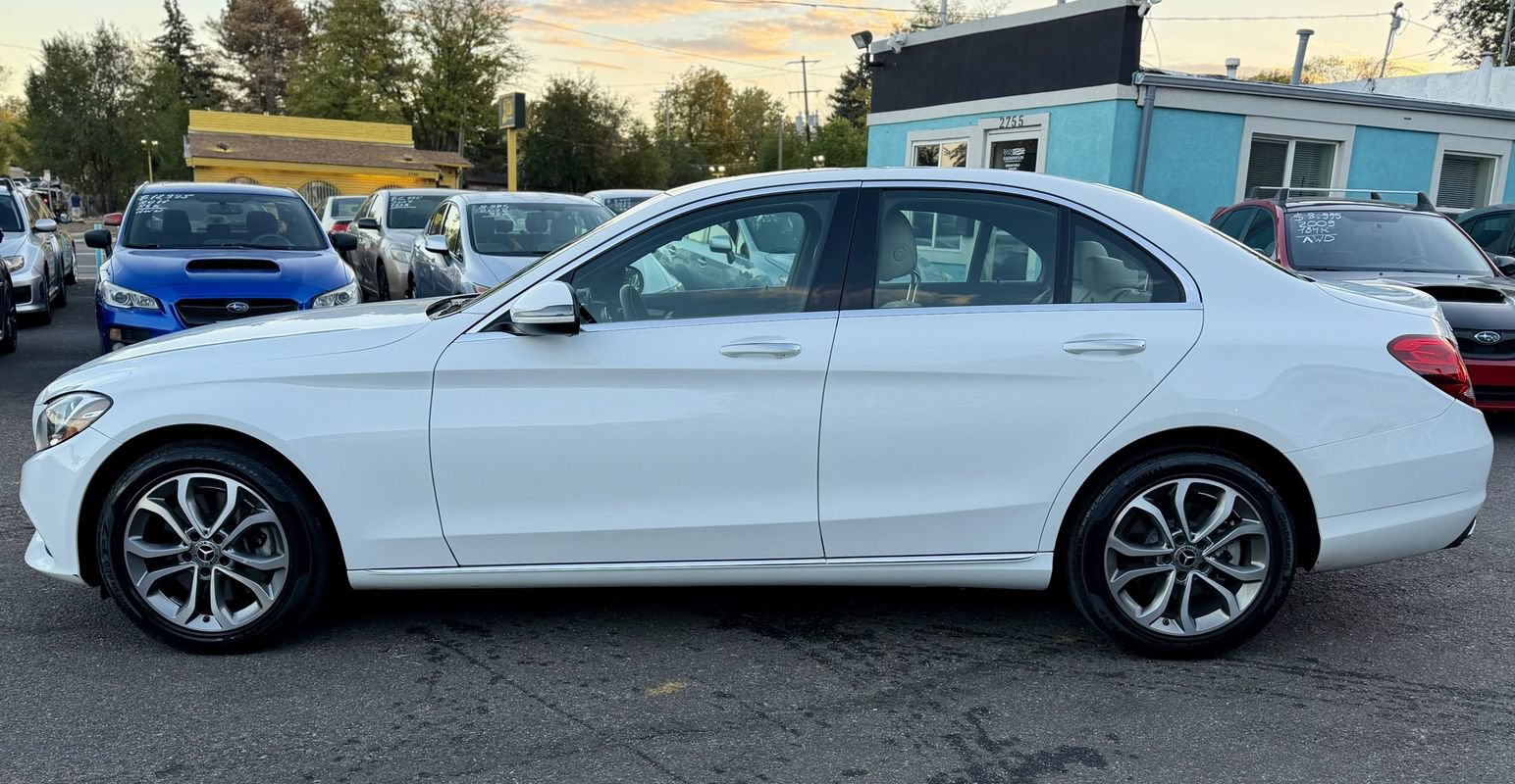 Used 2018 Mercedes-Benz C 300 4MATIC Sedan image 6