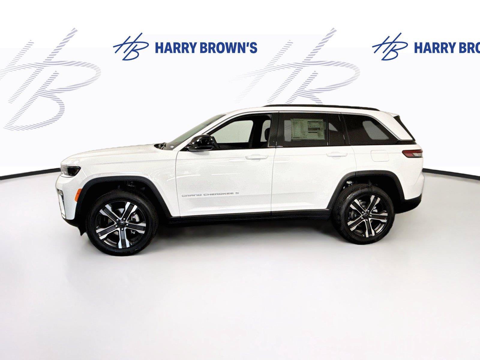 New 2027 Jeep Grand Cherokee Limited AWD/4WD image 27