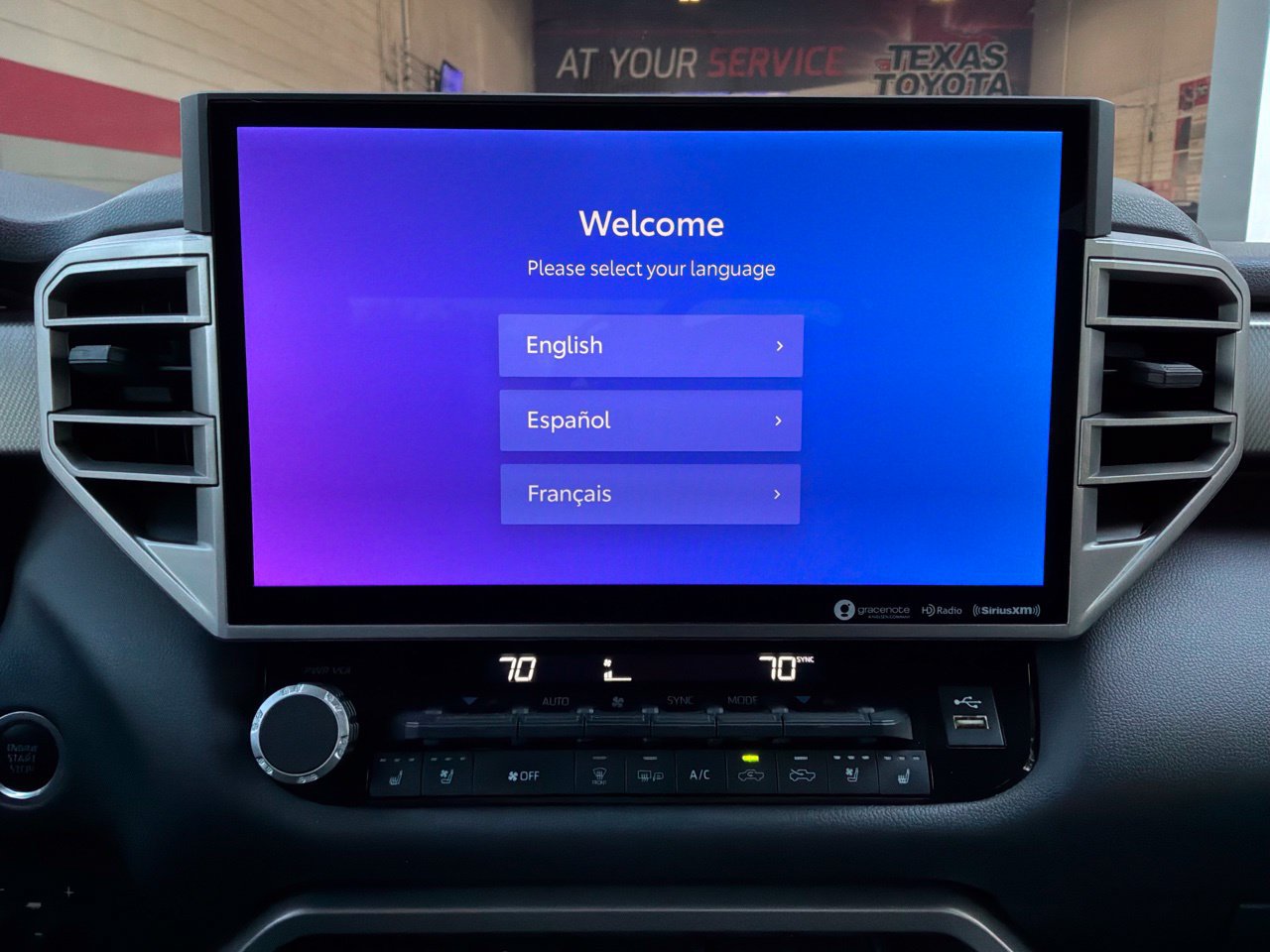 Used 2024 Toyota Tundra Limited w/ Power Package AWD/4WD image 40