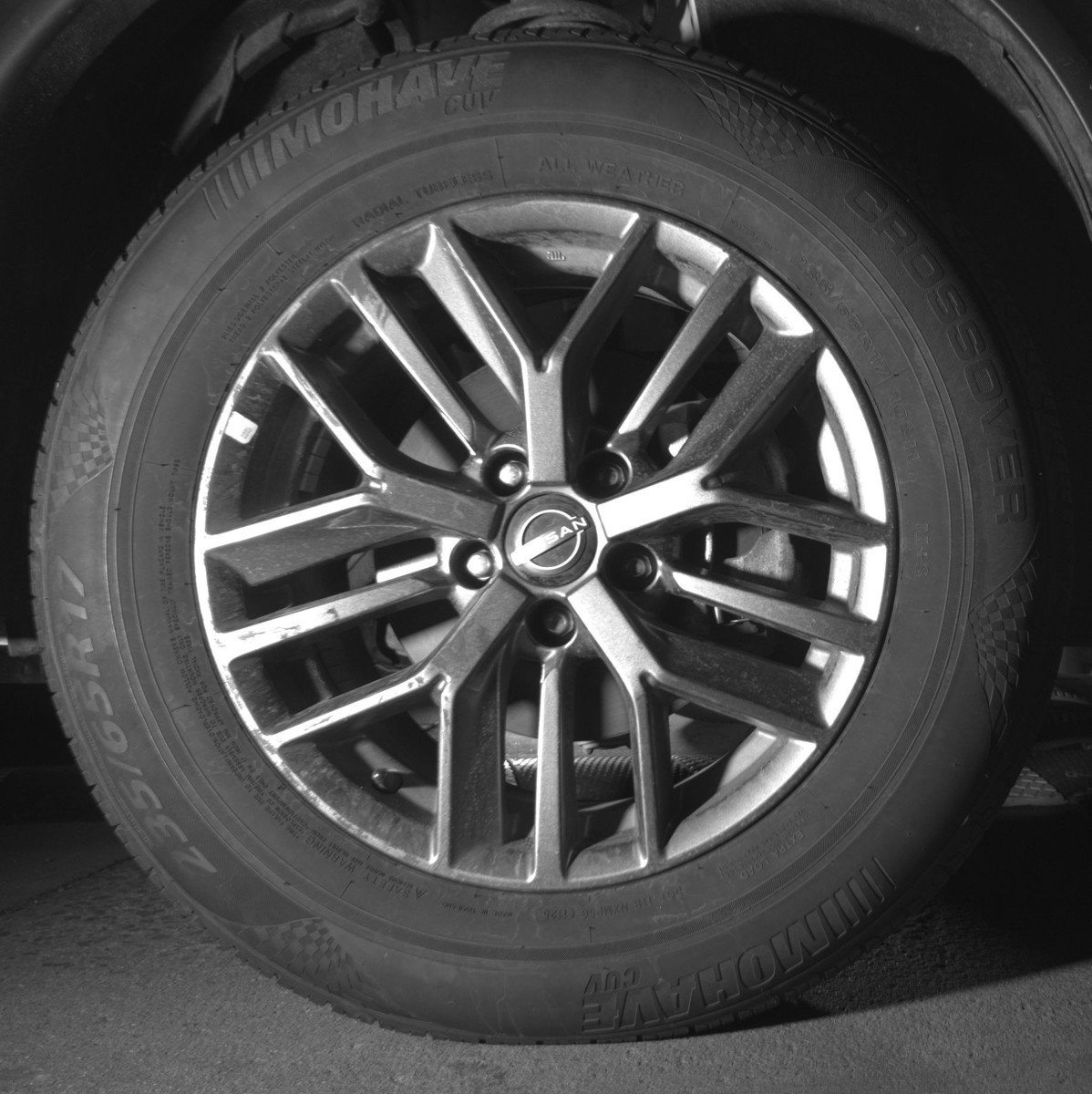 Used 2023 Nissan Rogue S image 13