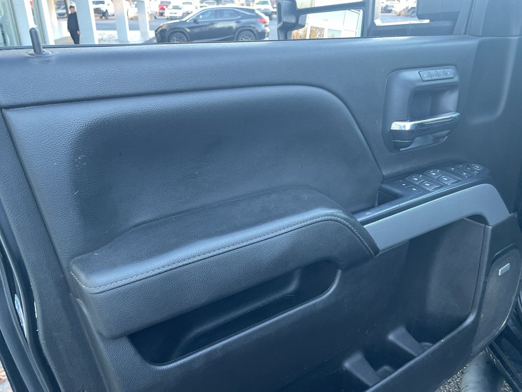 Used 2019 Chevrolet Silverado 2500 LTZ w/ Duramax Plus Package AWD/4WD image 11
