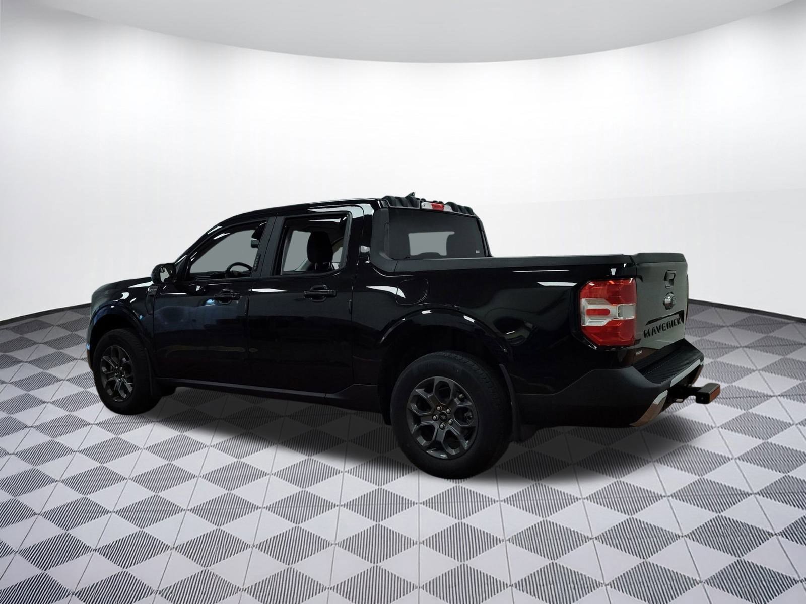 Used 2023 Ford Maverick XLT w/ XLT Luxury Package image 3