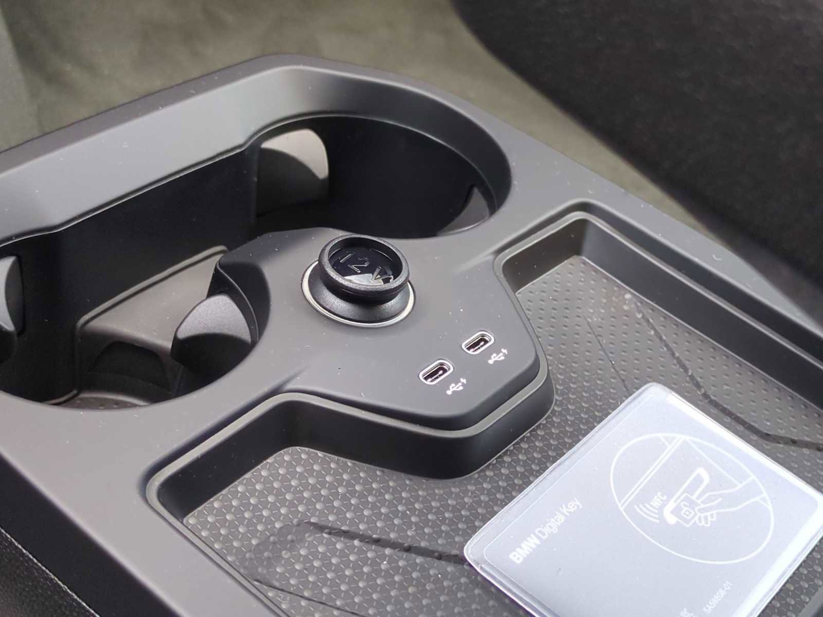 New 2025 BMW iX xDrive50 w/ Premium Package image 33