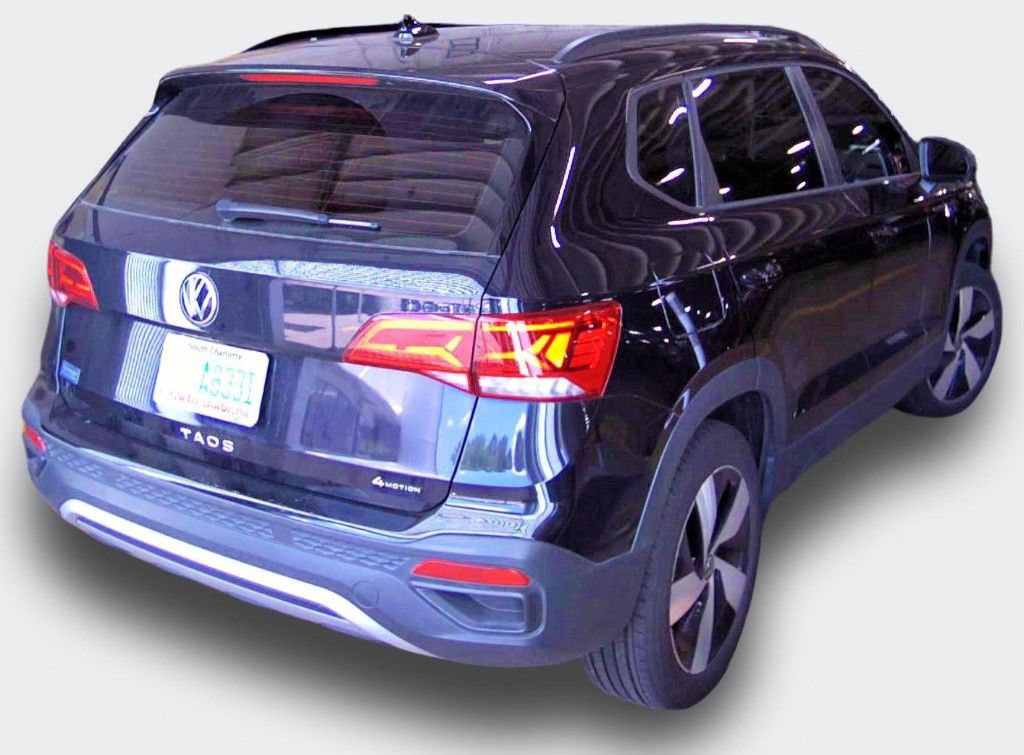 Used 2024 Volkswagen Taos S AWD/4WD image 3