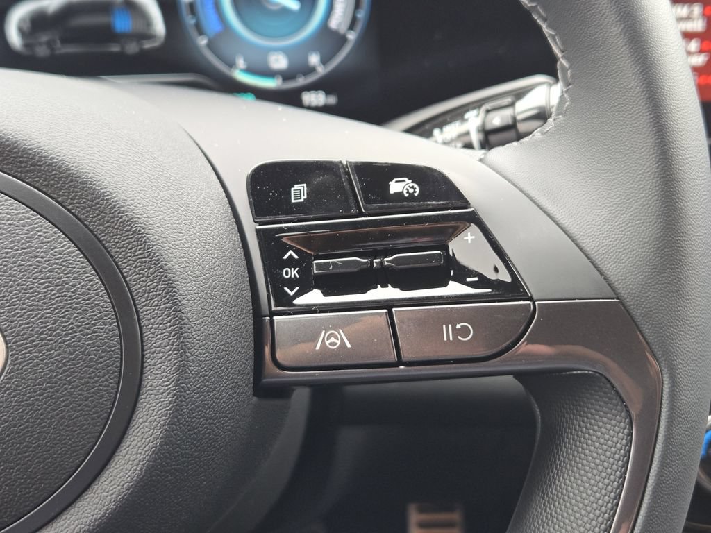 New 2026 Hyundai Elantra SEL FWD image 29