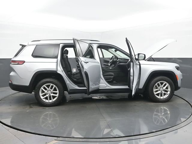 Used 2022 Jeep Grand Cherokee L Laredo w/ Luxury Tech Group I AWD/4WD image 57