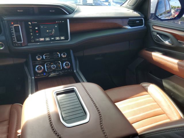 Certified 2023 GMC Yukon Denali Ultimate AWD/4WD image 16