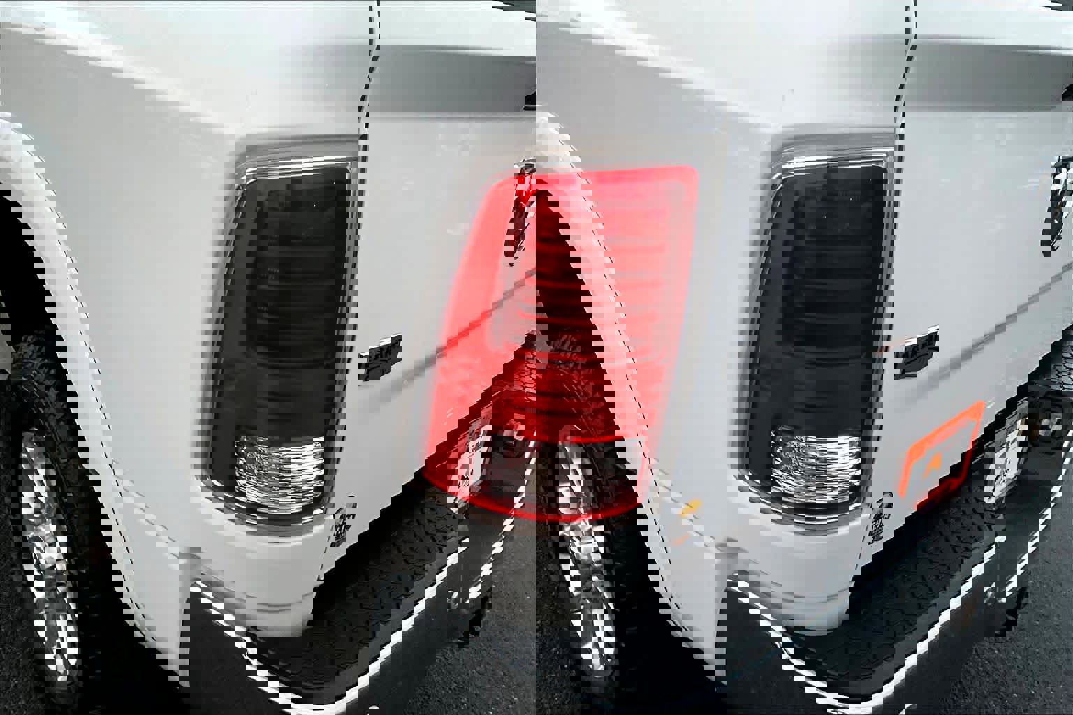 Used 2018 RAM 2500 Laramie image 32