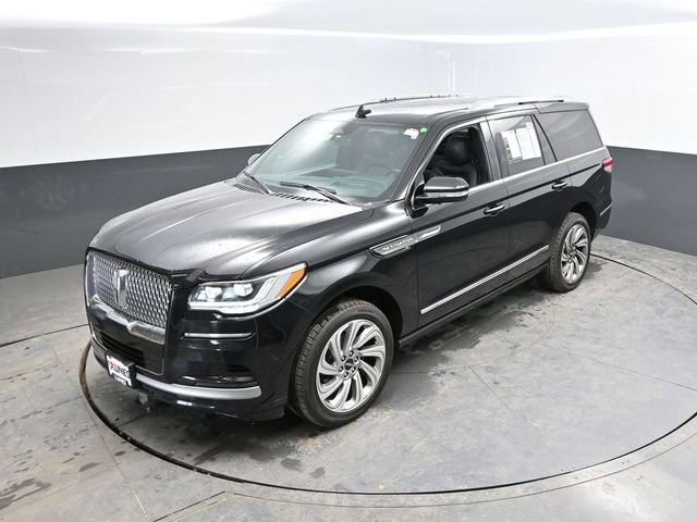 Used 2024 Lincoln Navigator Reserve image 44