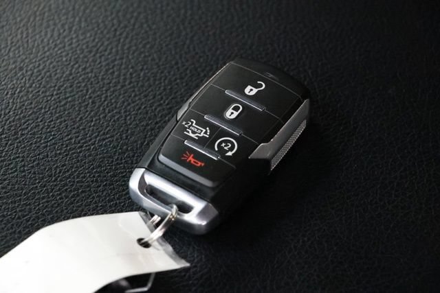 Used 2025 RAM 1500 Big Horn AWD/4WD image 39