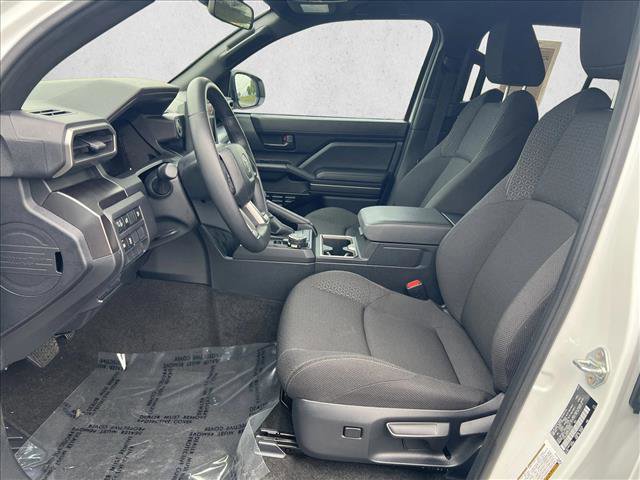 Used 2025 Toyota 4Runner SR5 AWD/4WD image 10