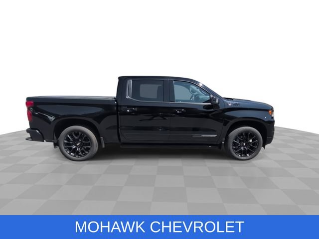 Used 2025 Chevrolet Silverado 1500 High Country w/ High Country Premium Package AWD/4WD image 9
