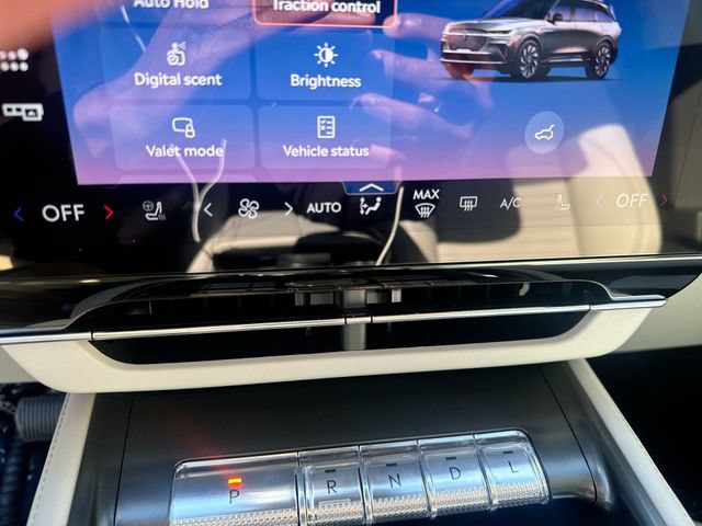 New 2026 Lincoln Nautilus Reserve w/ Jet Appearance Package AWD/4WD image 19