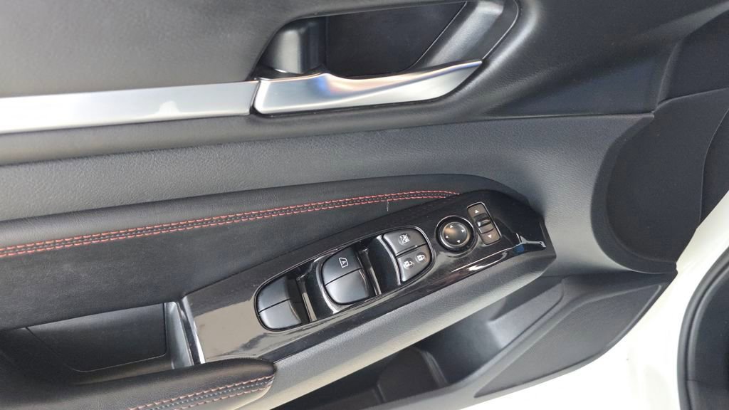 Used 2023 Nissan Altima 2.5 SR image 25