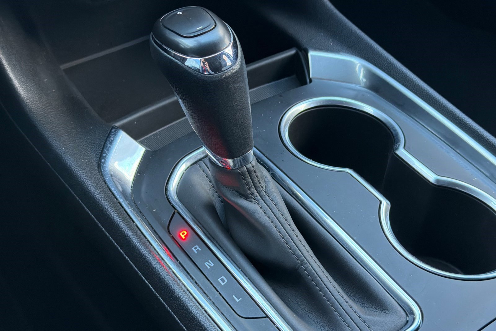 Used 2020 Chevrolet Traverse LS image 28