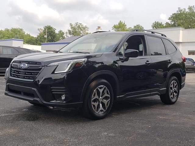 Certified 2024 Subaru Forester Premium AWD/4WD image 8