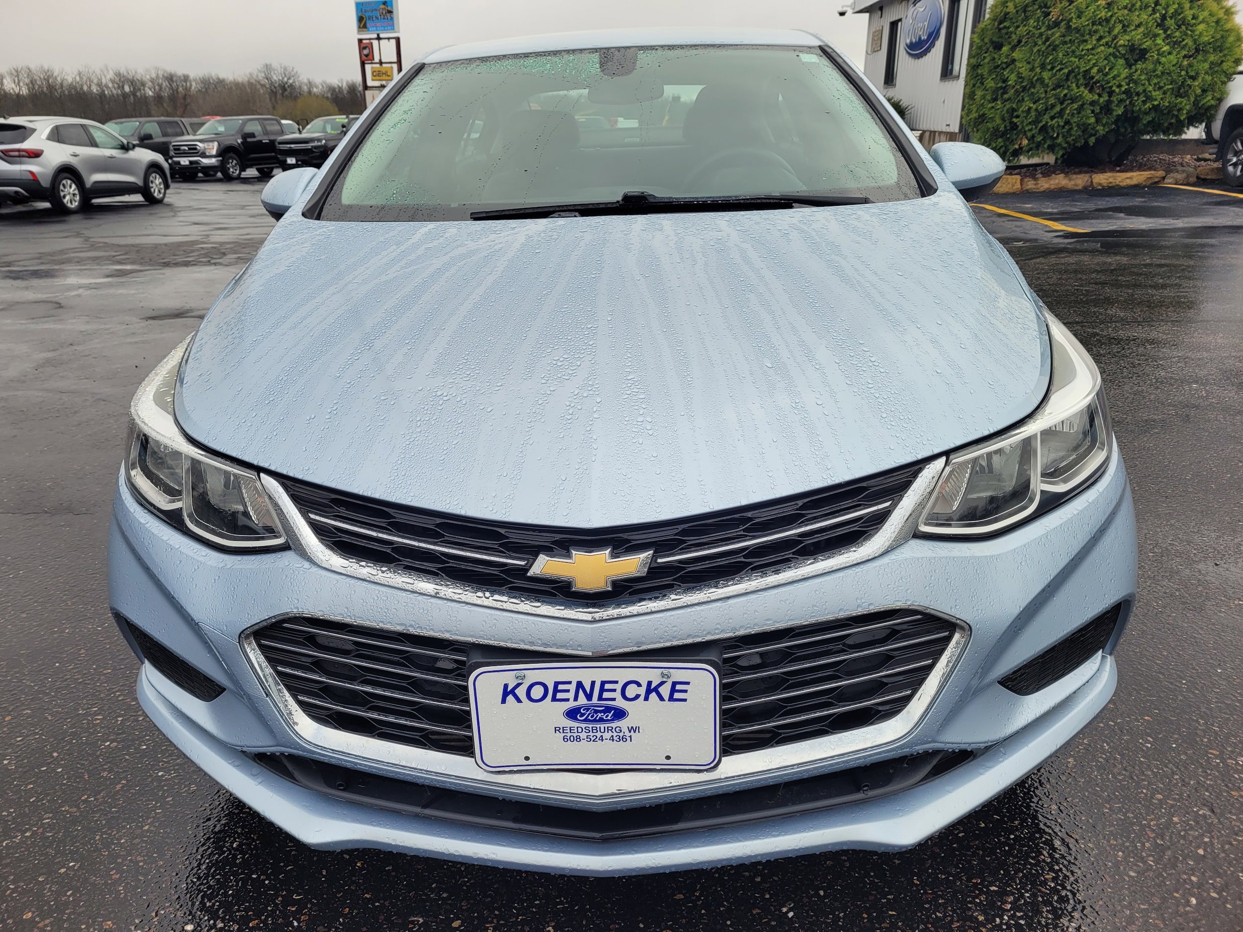 Used 2018 Chevrolet Cruze LS FWD image 3