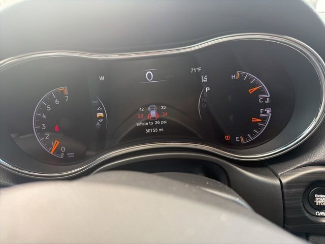 Used 2020 Jeep Grand Cherokee Altitude image 26