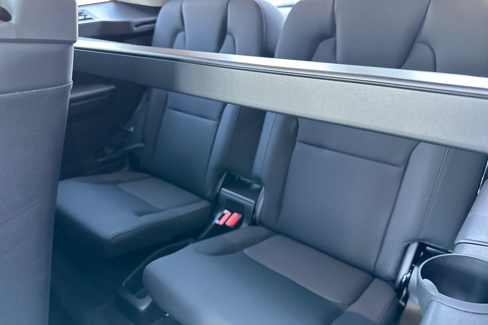 Certified 2025 Volvo XC90 B6 Core w/ Protection Package Premier image 16