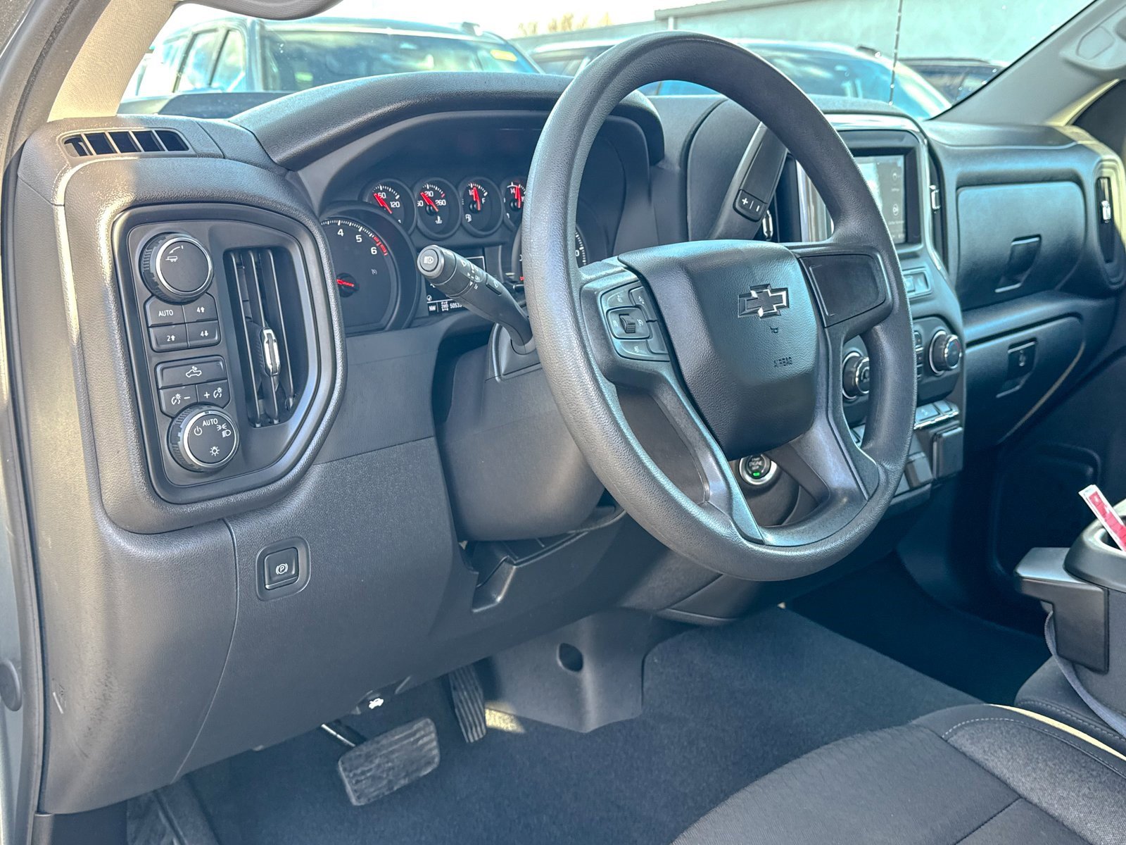 Certified 2024 Chevrolet Silverado 1500 Custom Trail Boss w/ LPO, Dark Essentials Package image 16