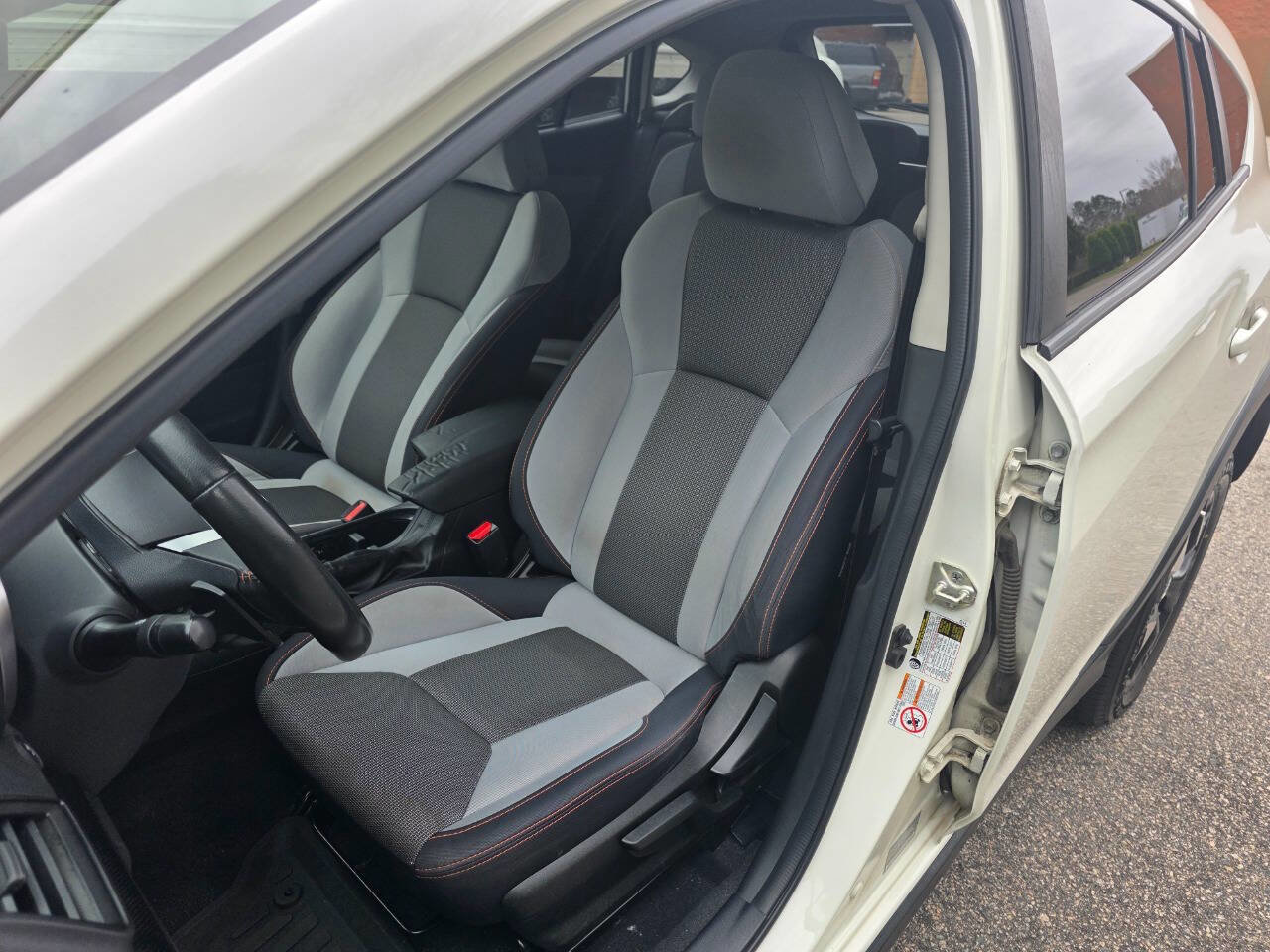 Used 2020 Subaru Crosstrek 2.0i Premium image 13