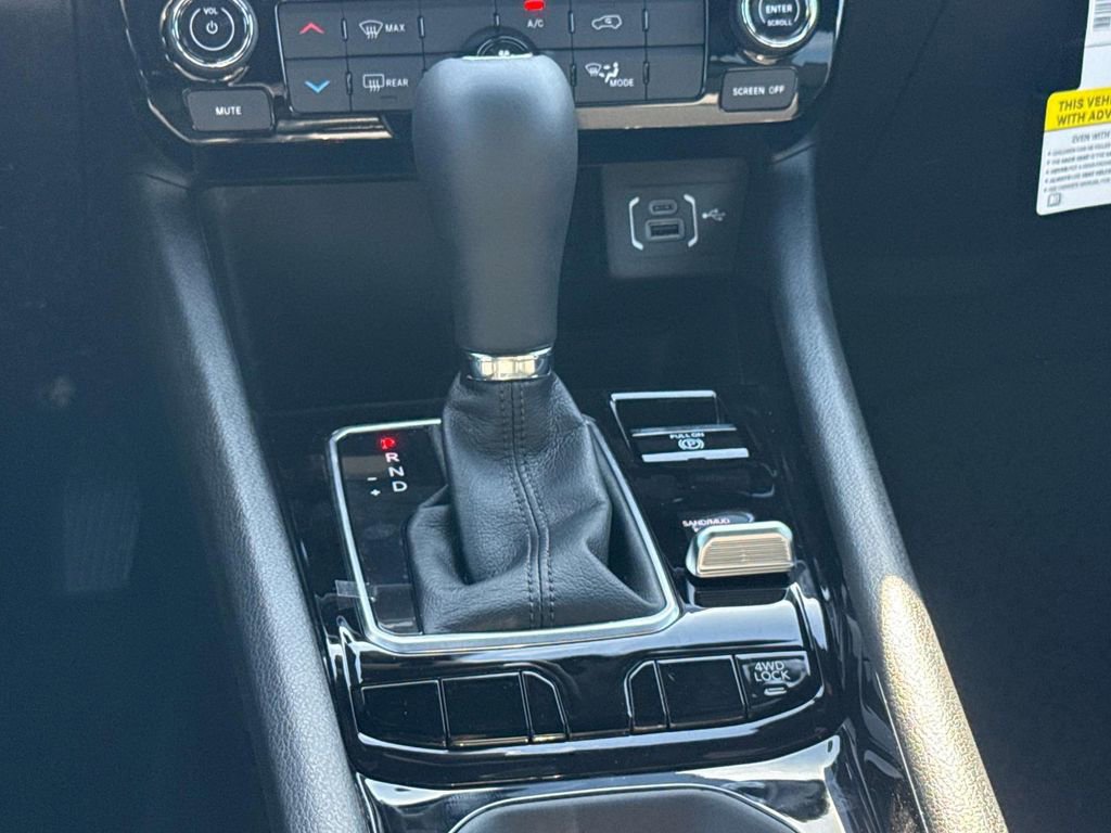 New 2026 Jeep Compass Latitude image 20