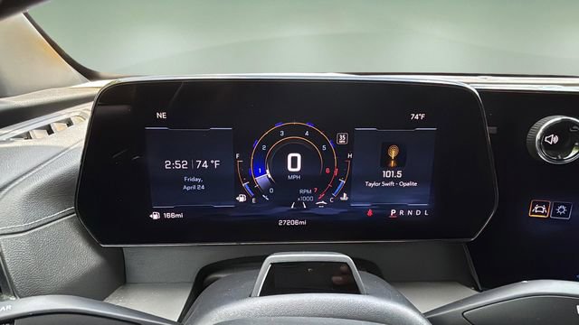 Used 2024 Chevrolet Traverse LT w/ Enhanced Driving Package FWD image 12