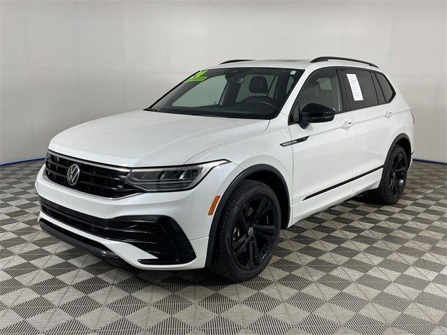 Used 2024 Volkswagen Tiguan SE R-Line
