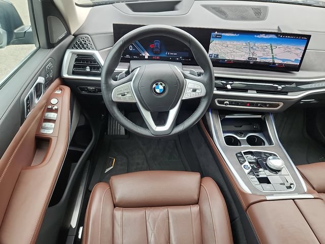 Used 2023 BMW X7 xDrive40i w/ Executive Package AWD/4WD image 11