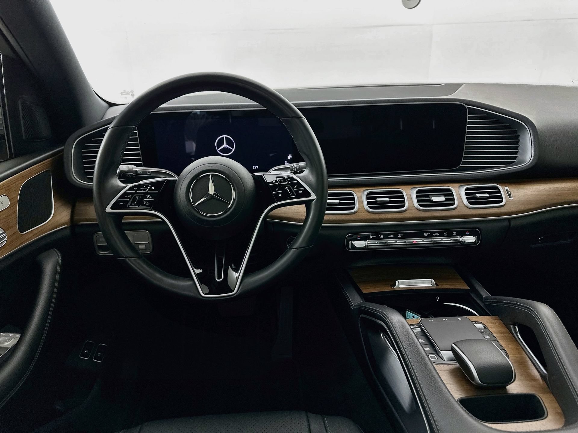 Certified 2025 Mercedes-Benz GLE 450e 4MATIC image 24