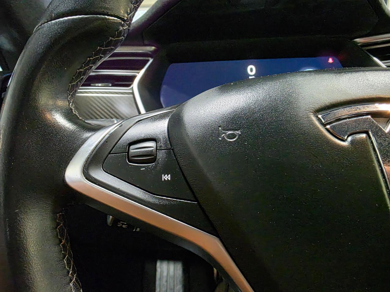 Used 2014 Tesla Model S P85D image 28