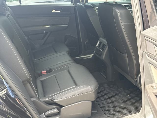 Certified 2023 Volkswagen Atlas Cross Sport SEL image 31