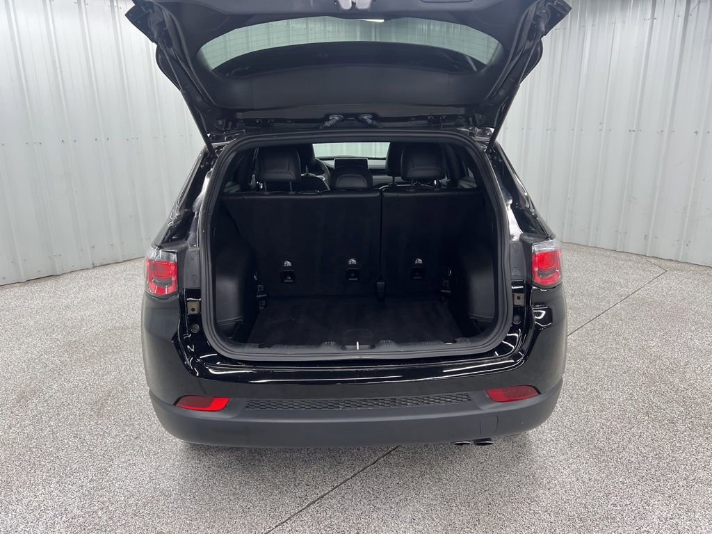 Used 2022 Jeep Compass Altitude image 9