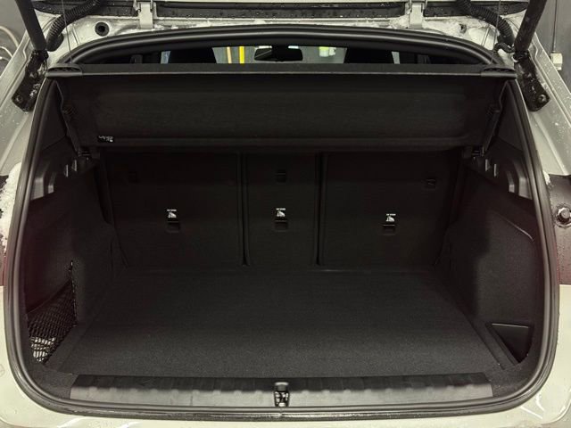 Used 2023 BMW X1 xDrive28i w/ Premium Package image 9