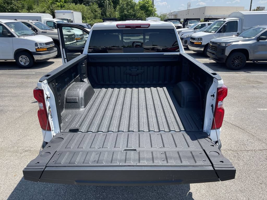 New 2026 Chevrolet Silverado 1500 ZR2 w/ LPO, Dark Essentials Package AWD/4WD image 23