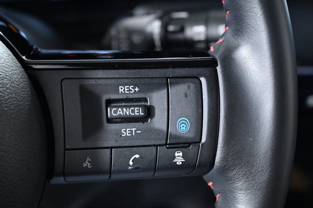 Certified 2025 Nissan Kicks SR AWD/4WD image 17