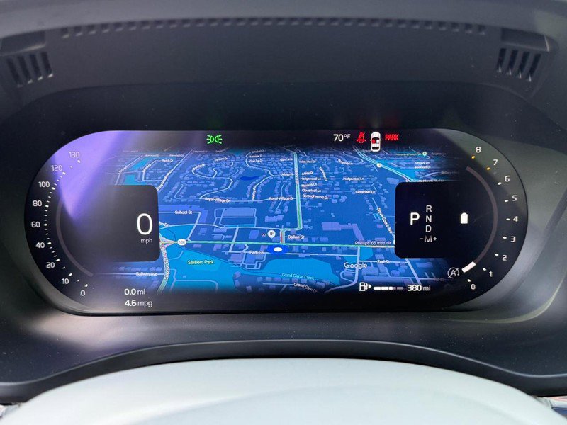 Used 2024 Volvo XC60 B5 Plus w/ Protection Package Premier image 21