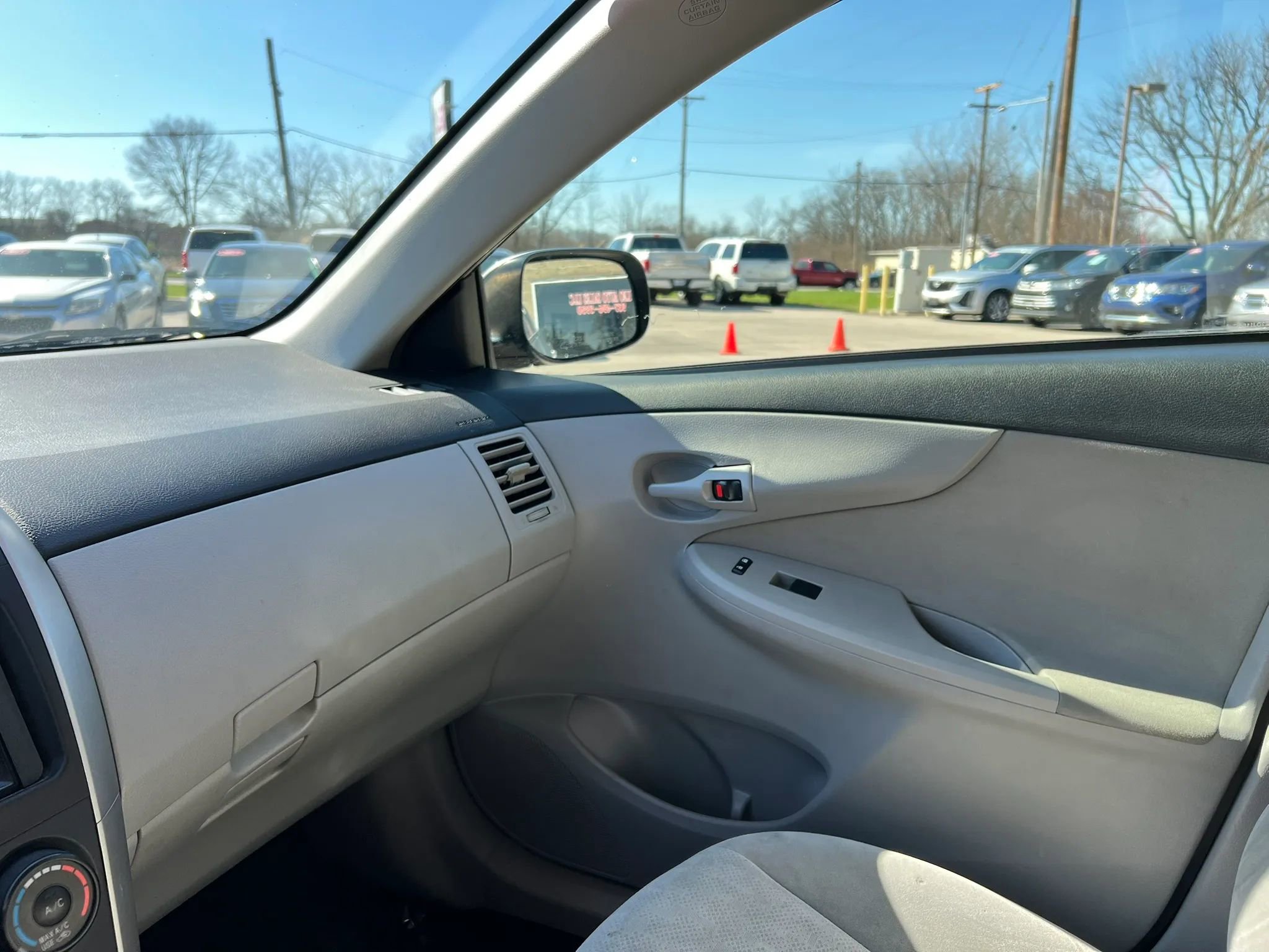 Used 2013 Toyota Corolla L image 15