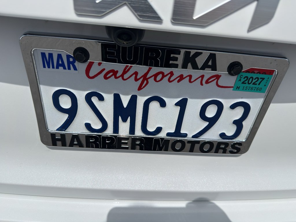 Used 2025 Kia Niro LX FWD image 9