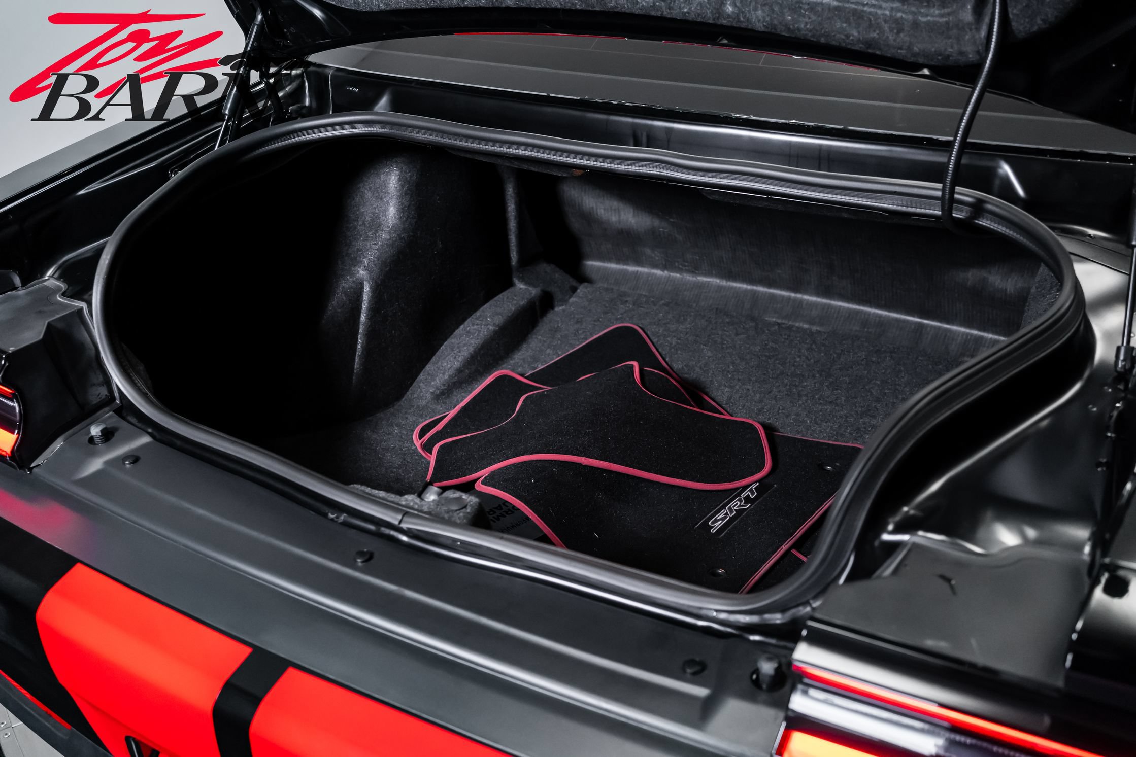 Used 2022 Dodge Challenger SRT Hellcat RWD image 40